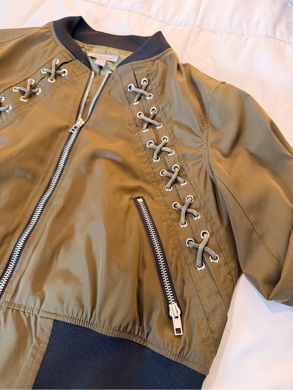 Cropped bomber jacket - Picture 2 of 5